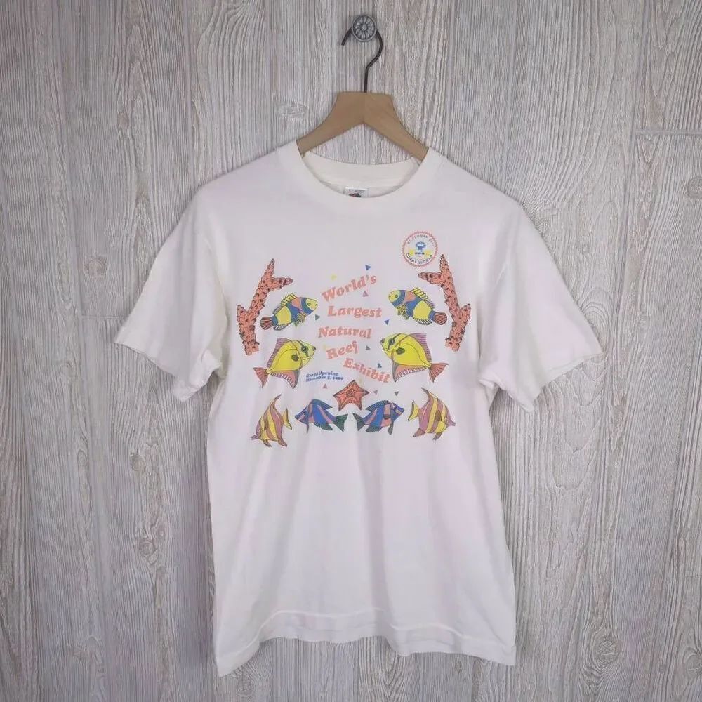 VTG Fruit of the Loom Men’s Large Coral World Natural Reef T-Shirt Made in USA